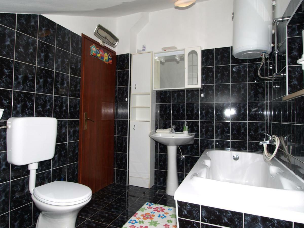 לומבארדה Apartments Skorin מראה חיצוני תמונה