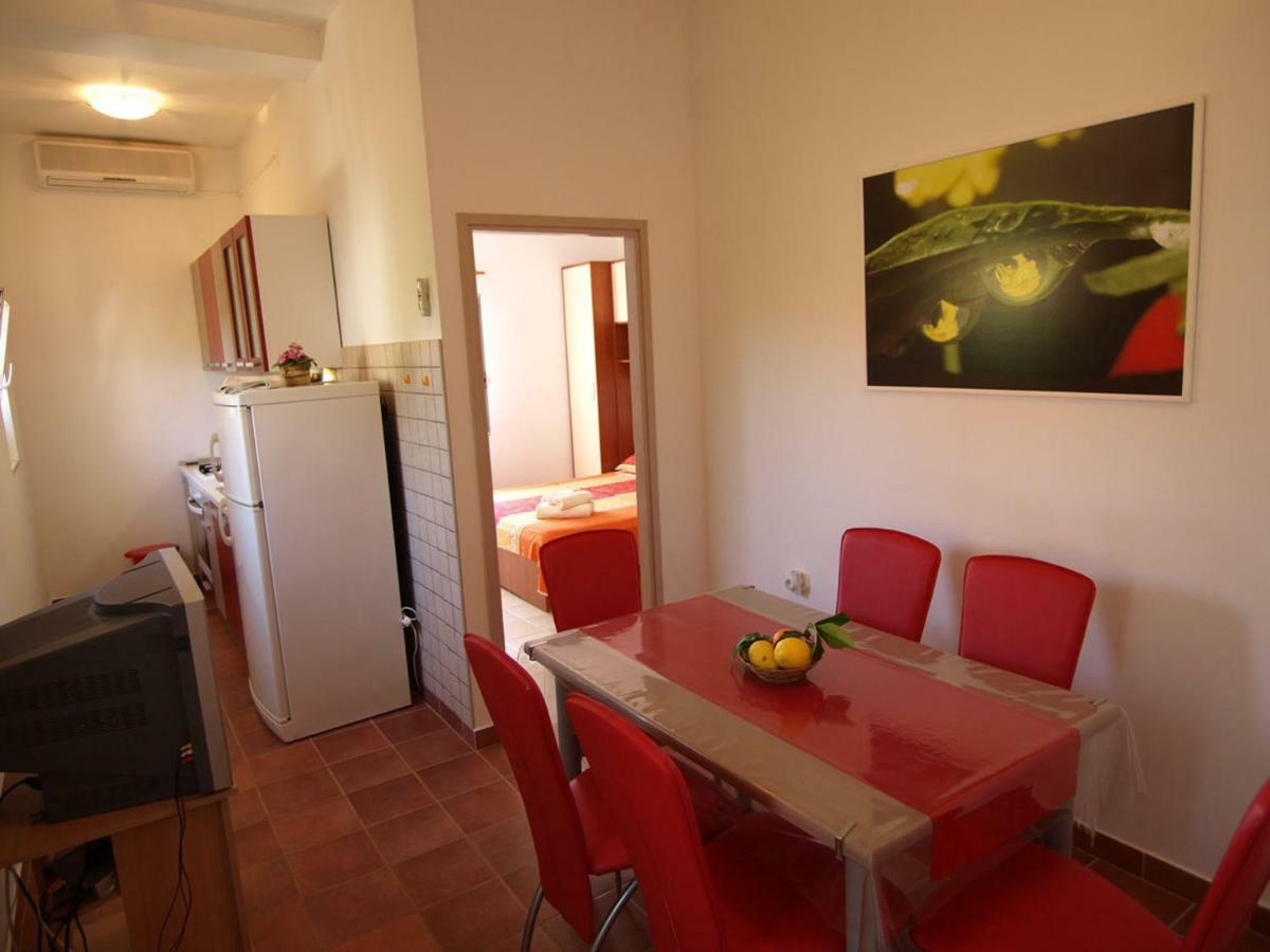 לומבארדה Apartments Skorin מראה חיצוני תמונה