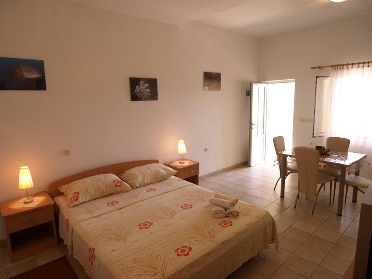 לומבארדה Apartments Skorin מראה חיצוני תמונה